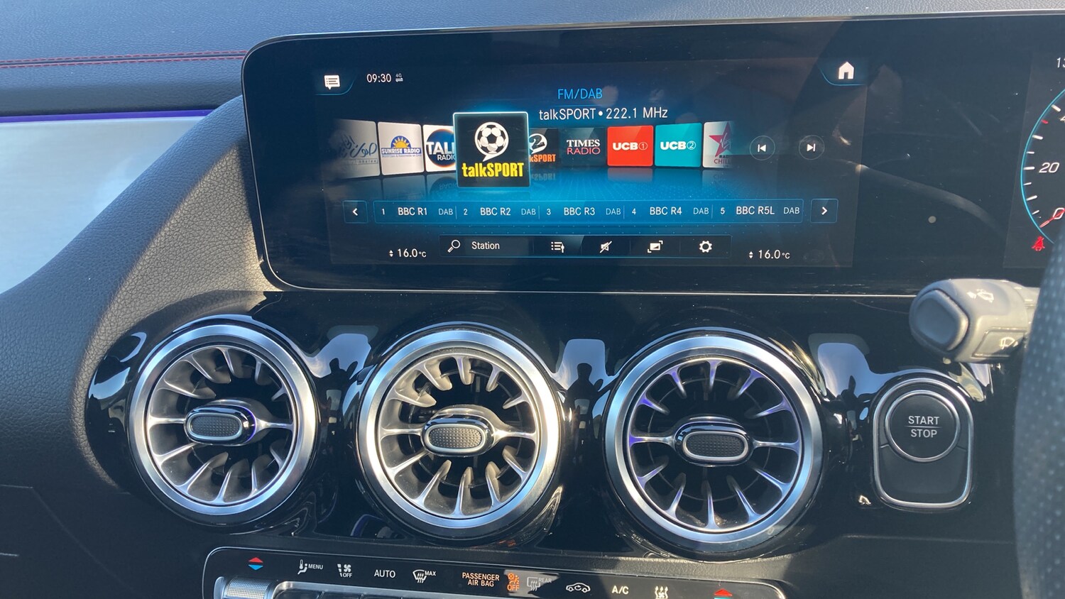 Used Mercedes-Benz EQA 2022 for sale - 76352906: Photo 31