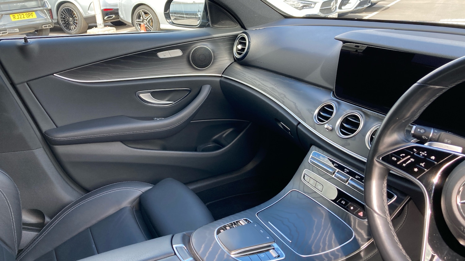 Used Mercedes-Benz E-Class 2023 for sale - 75994295: Photo 14