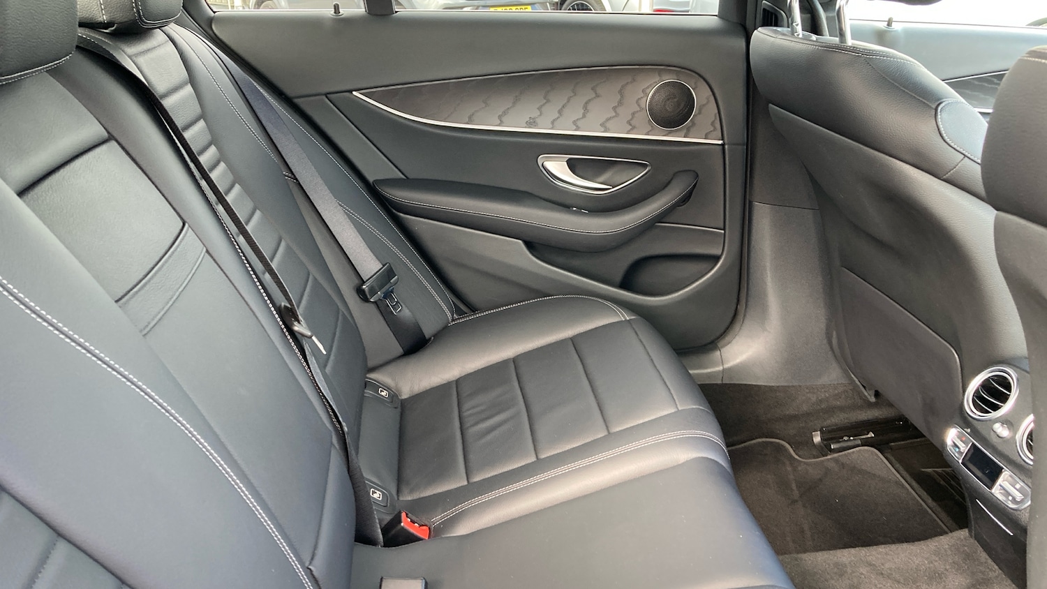 Used Mercedes-Benz E-Class 2023 for sale - 75994295: Photo 16