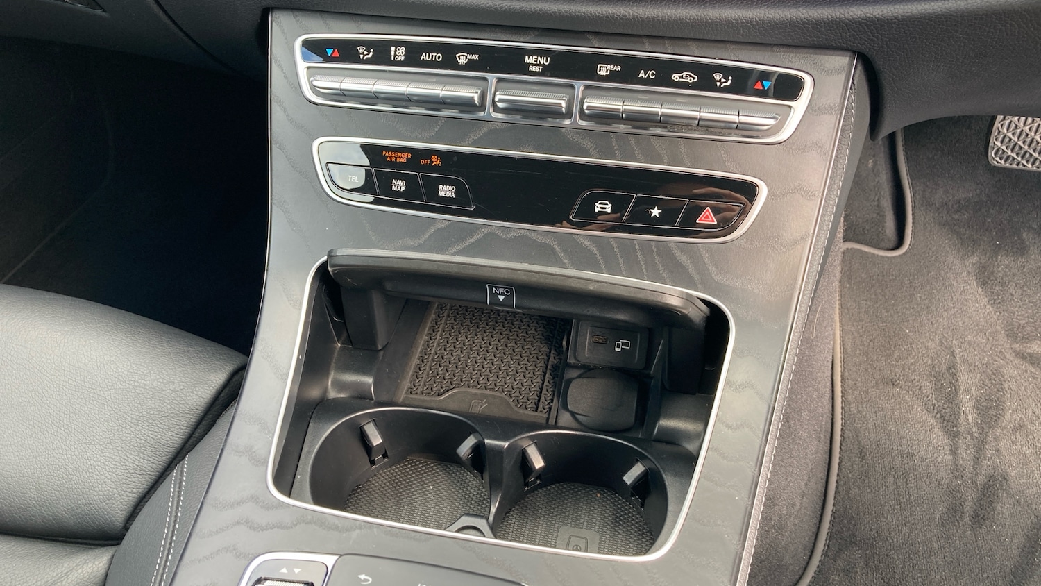 Used Mercedes-Benz E-Class 2023 for sale - 75994295: Photo 40