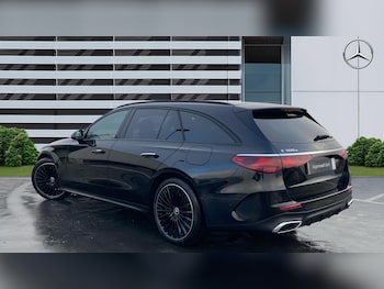 Used Mercedes-Benz E Class 2025 for sale - 77079483: Photo