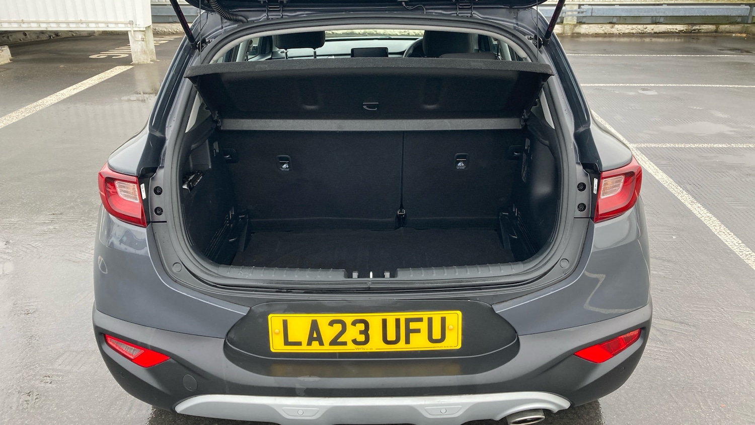 Used Kia Stonic 2023 for sale - 77224685: Photo 4