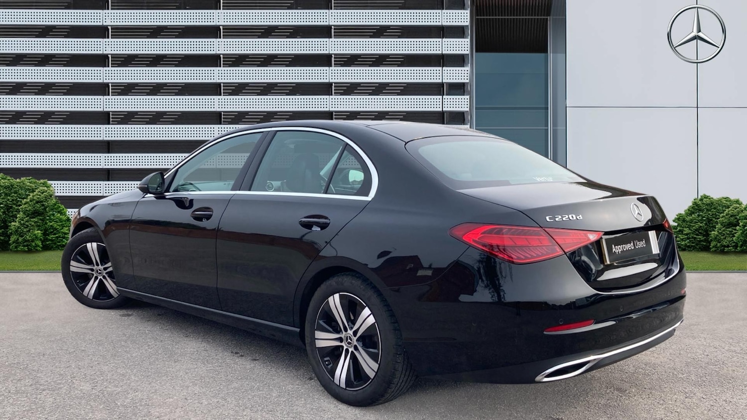 Used Mercedes-Benz C Class 2022 for sale - 77988942: Photo 2