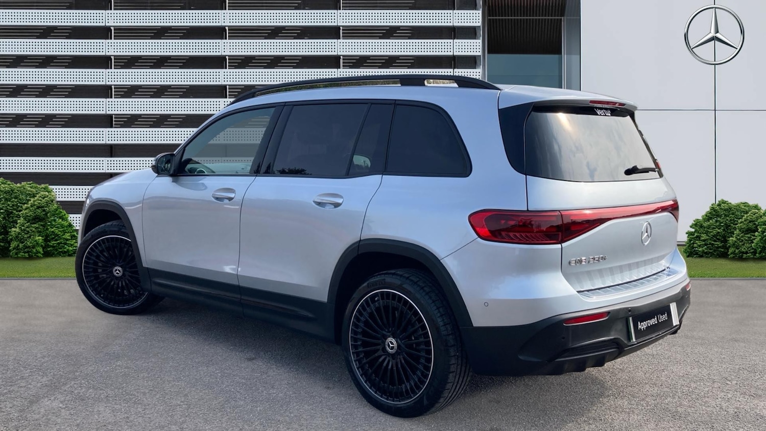 Used Mercedes-Benz EQB 2025 for sale - 78015127: Photo 2