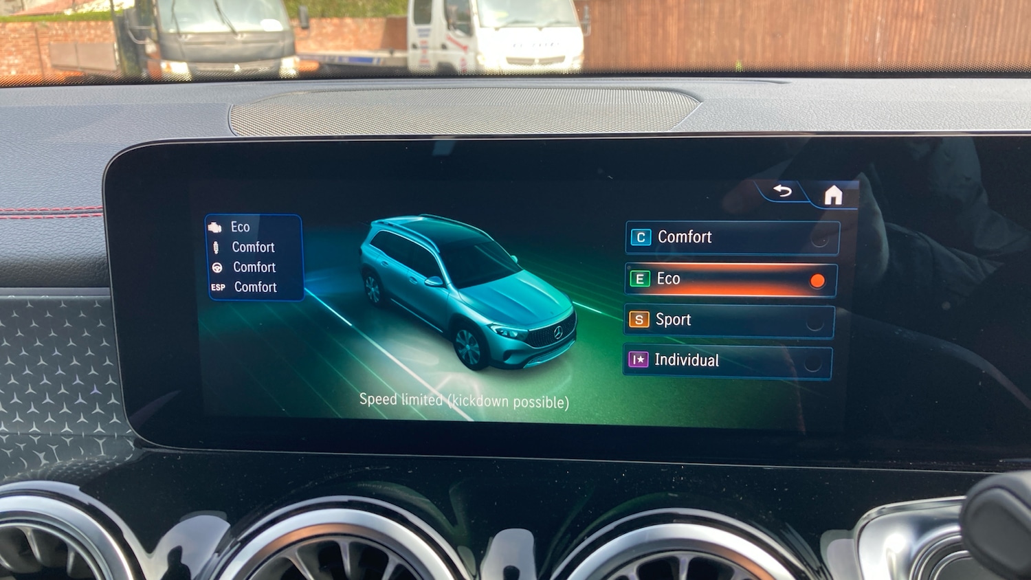 Used Mercedes-Benz EQB 2025 for sale - 78015127: Photo 44