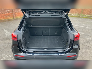 Used Mercedes-Benz GLA 2025 for sale - 77462352: Photo