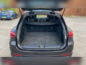Used Mercedes-Benz GLC 2025 for sale - 79693440: Photo