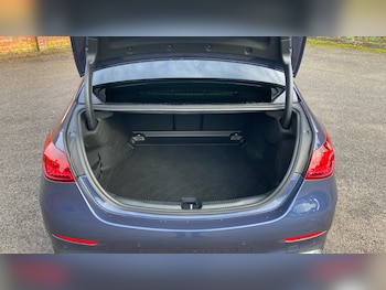 Used Mercedes-Benz C Class 2025 for sale - 77460181: Photo