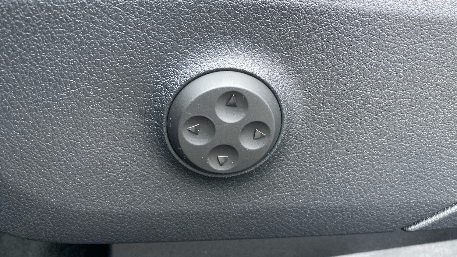 Used Mercedes-Benz EQA 2024 for sale - 77403450: Photo 26