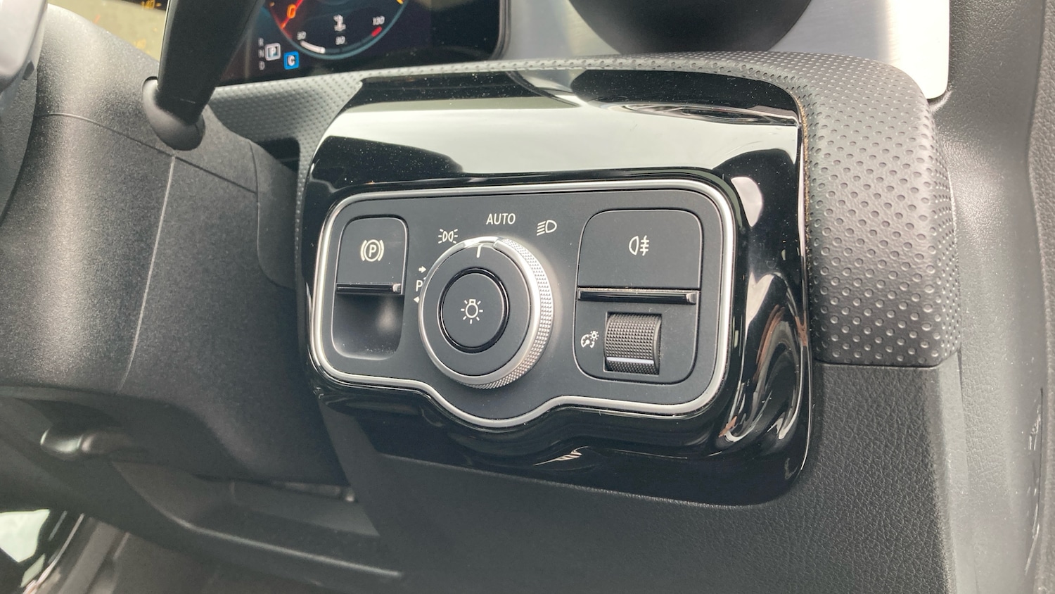 Vehicle 33