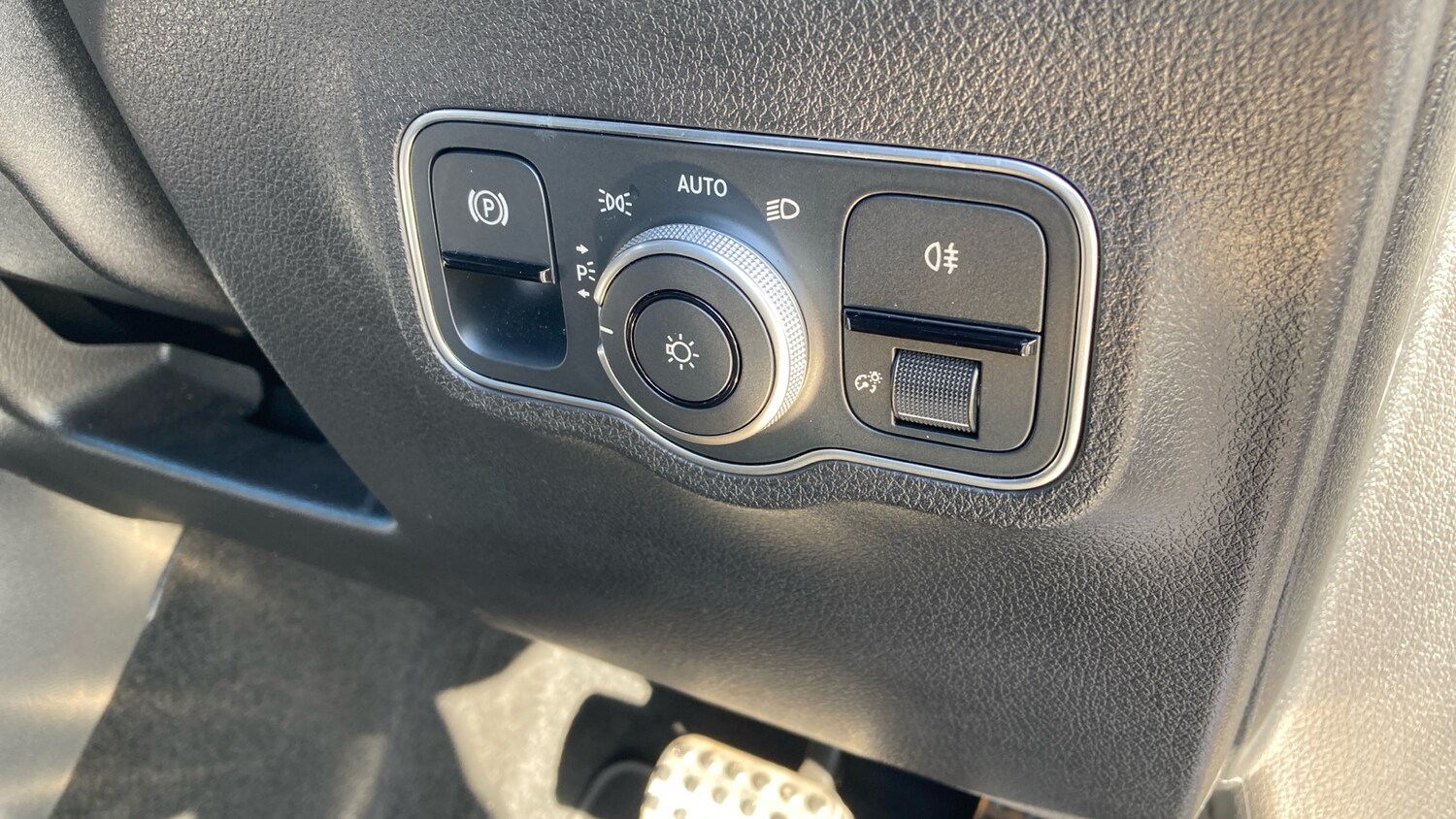 Used Mercedes-Benz GLB 2025 for sale - 77487027: Photo 34