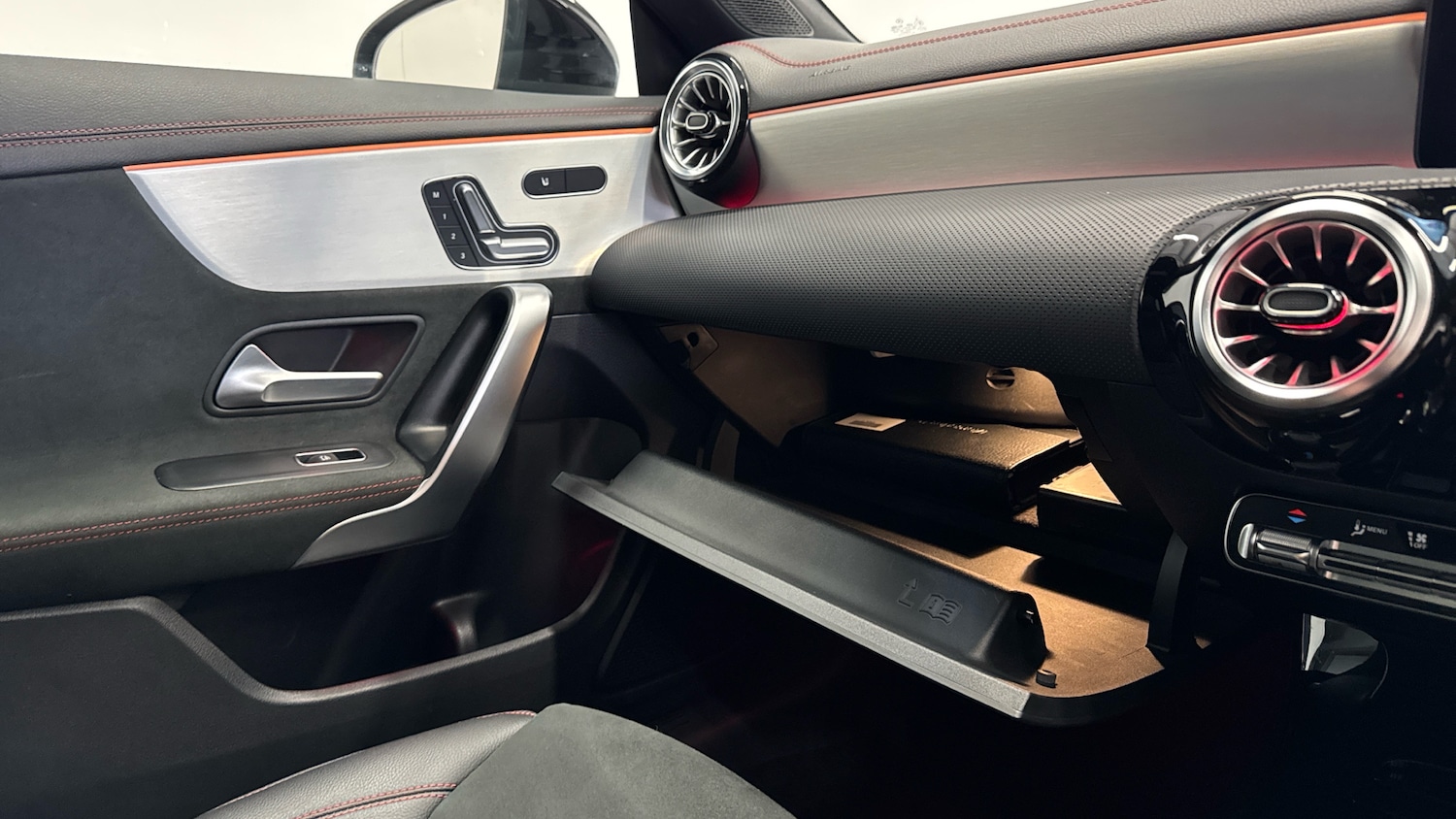 Used Mercedes-Benz CLA 2023 for sale - 77013679: Photo 36