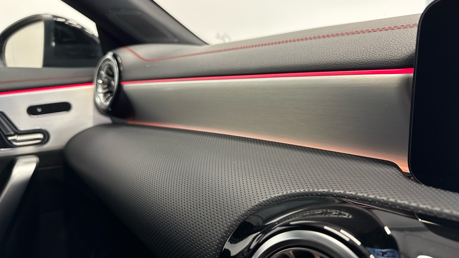 Used Mercedes-Benz CLA 2023 for sale - 77013679: Photo 38