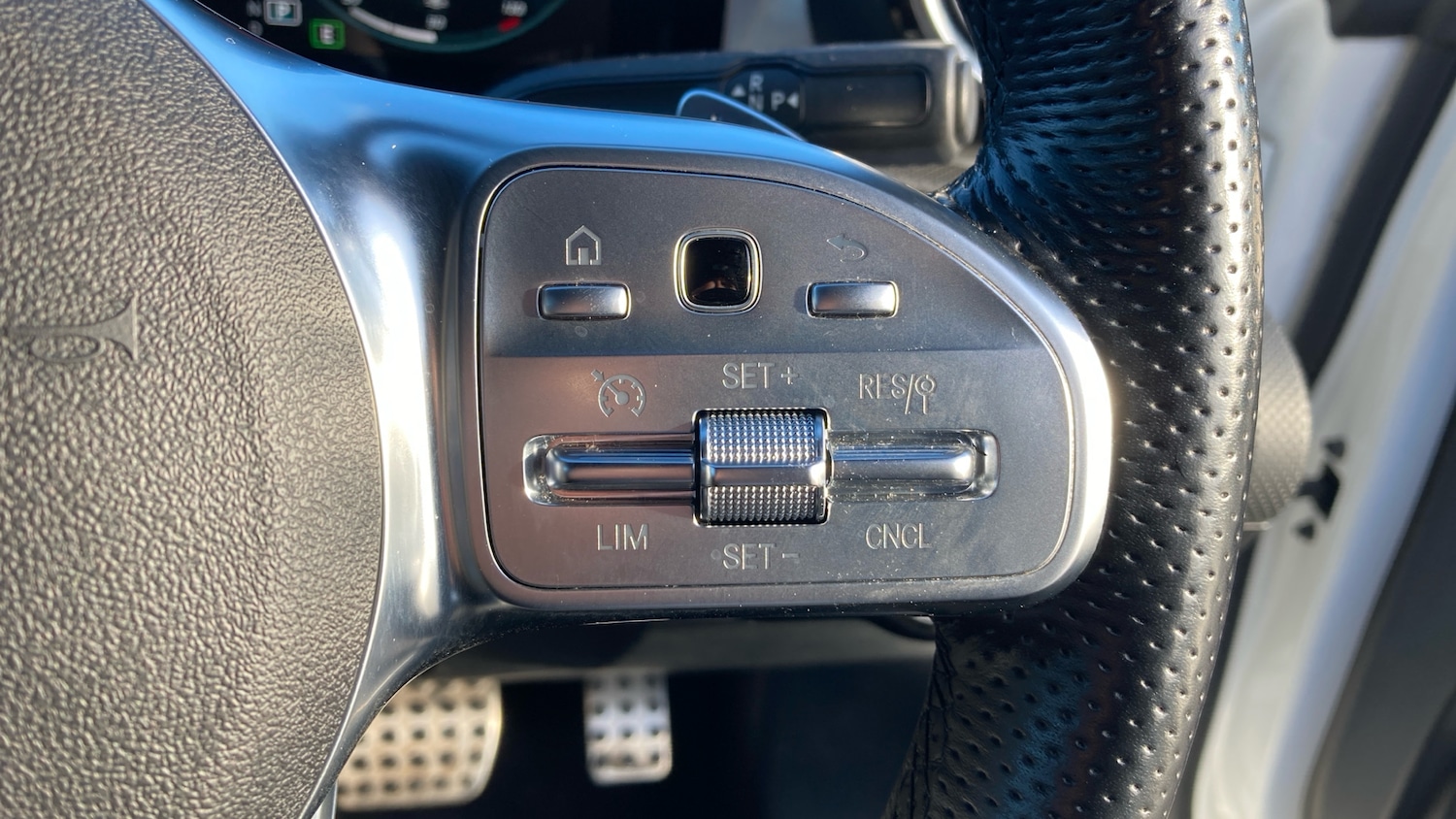 Used Mercedes-Benz CLA 2022 for sale - 77208193: Photo 34