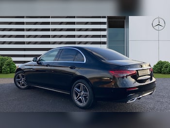Used Mercedes-Benz E Class 2021 for sale - 77171075: Photo