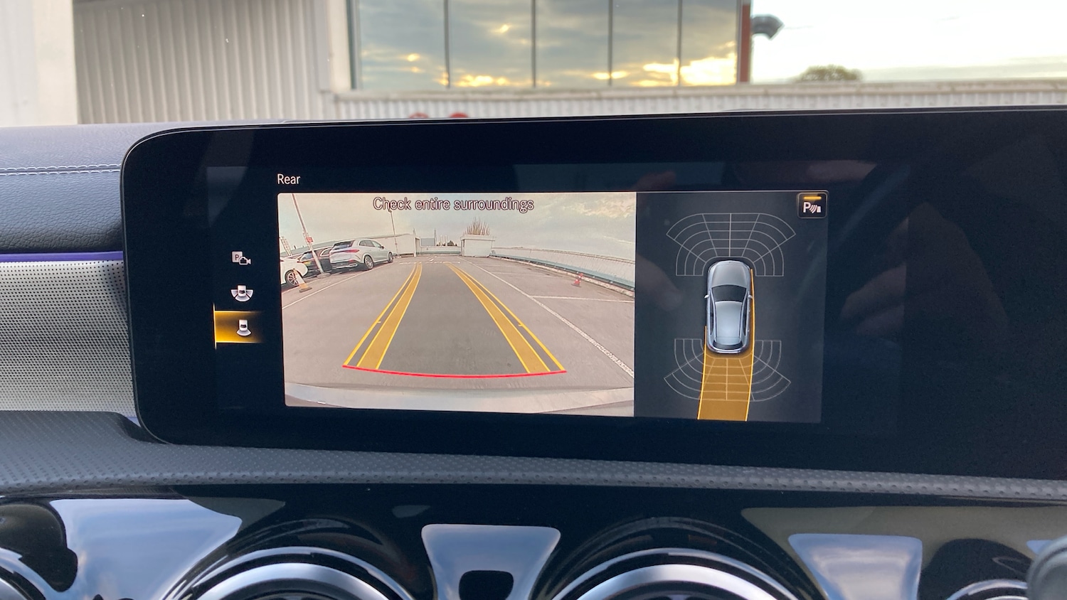 Used Mercedes-Benz A-Class 2022 for sale - 76602237: Photo 41