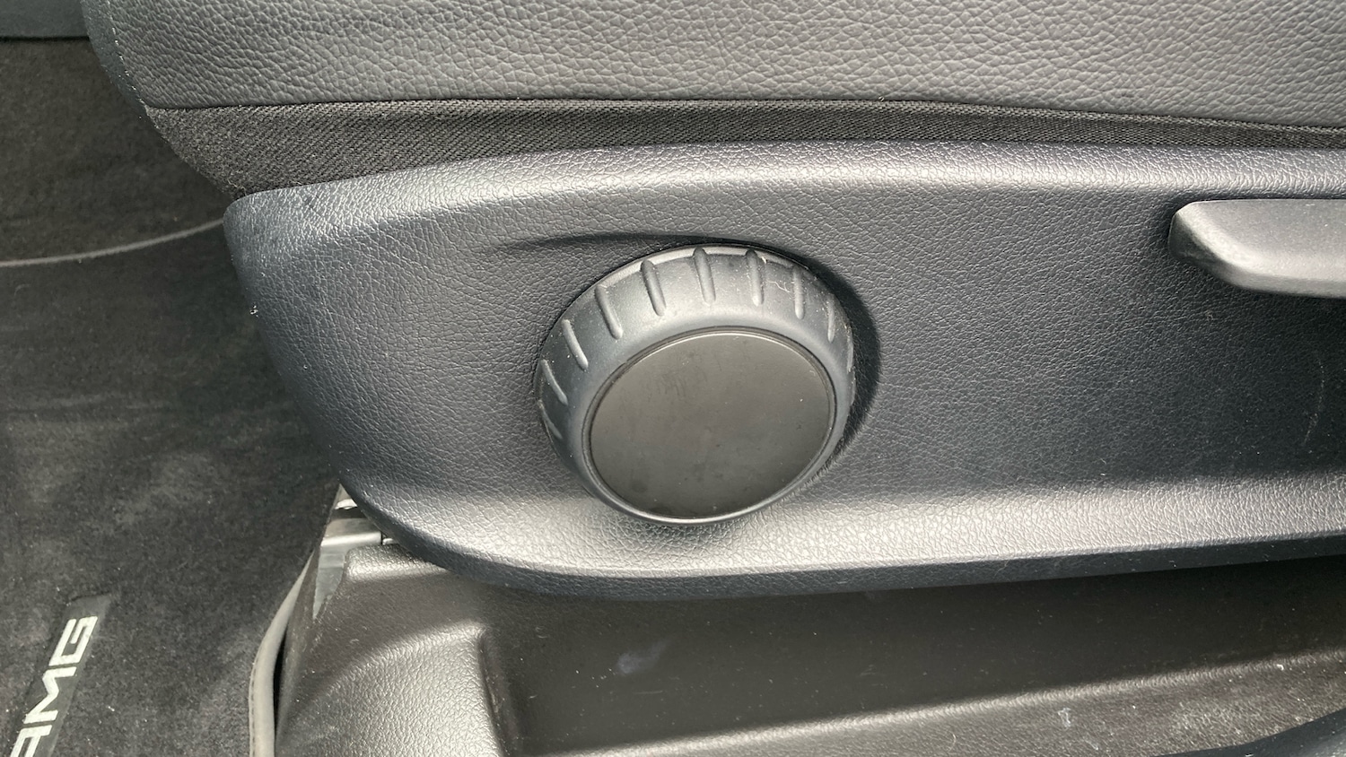 Used Mercedes-Benz GLB 2023 for sale - 75894357: Photo 25