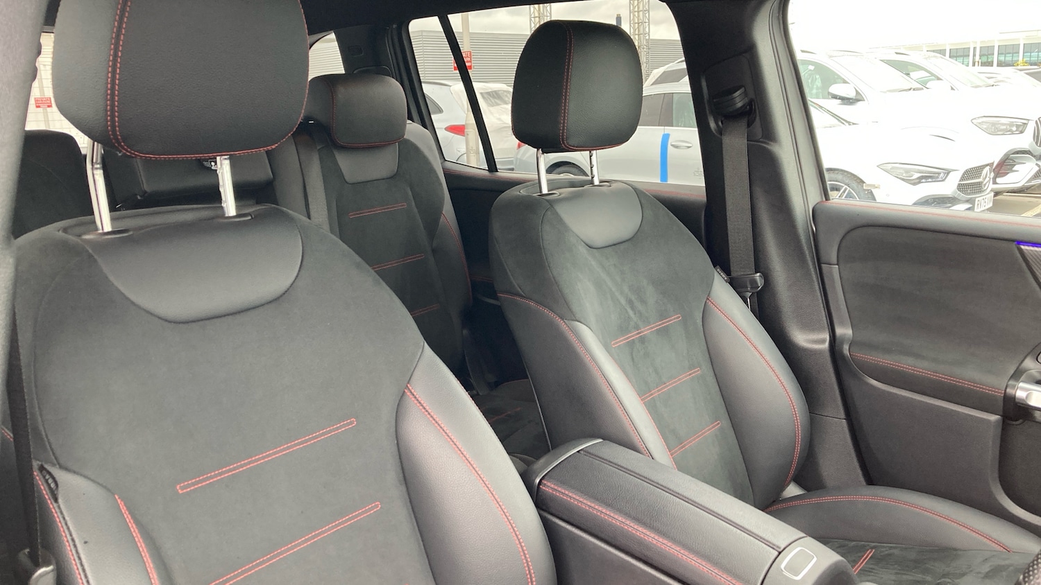 Used Mercedes-Benz GLB 2023 for sale - 75894357: Photo 29