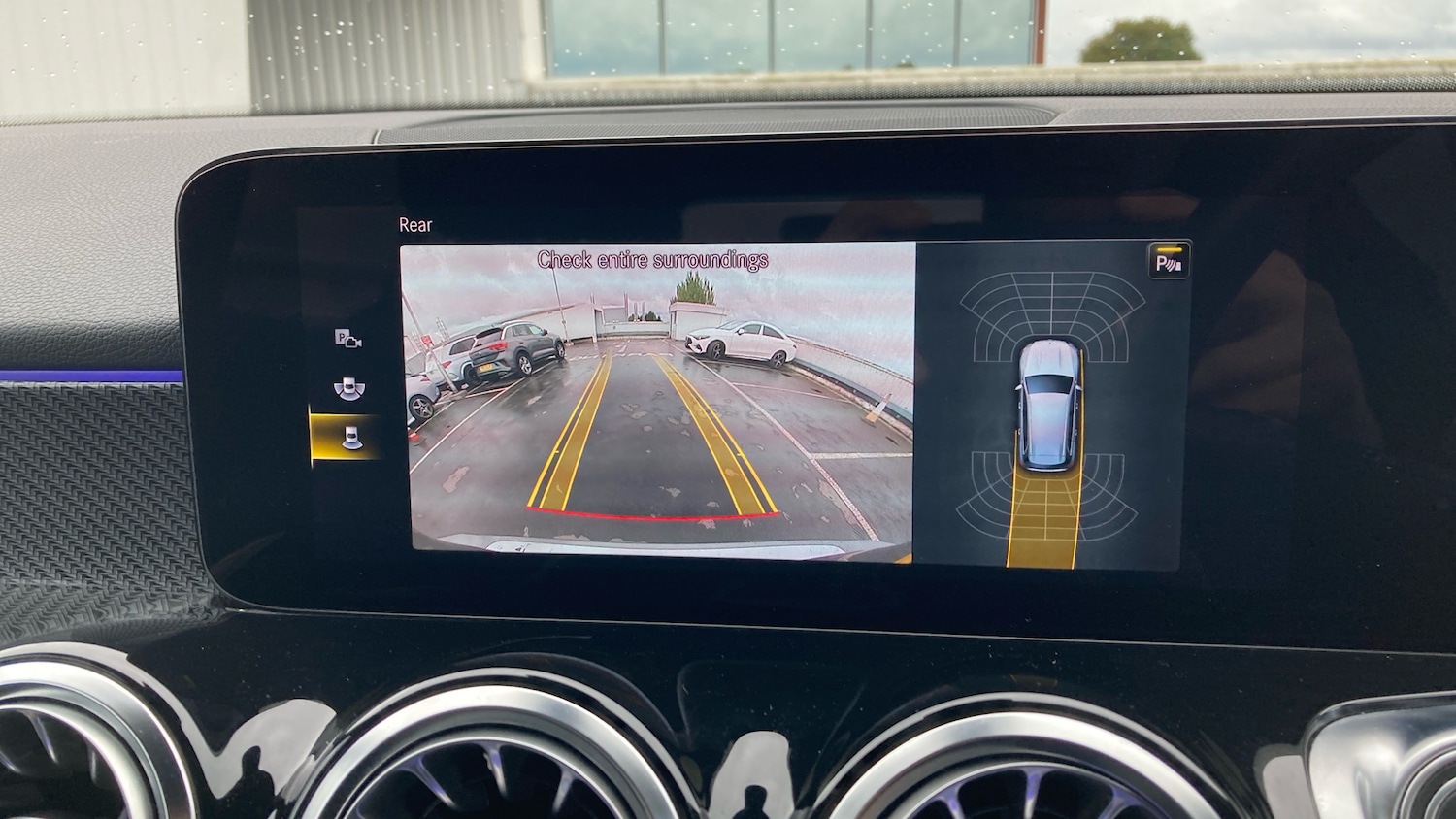 Used Mercedes-Benz GLB 2023 for sale - 75894357: Photo 40