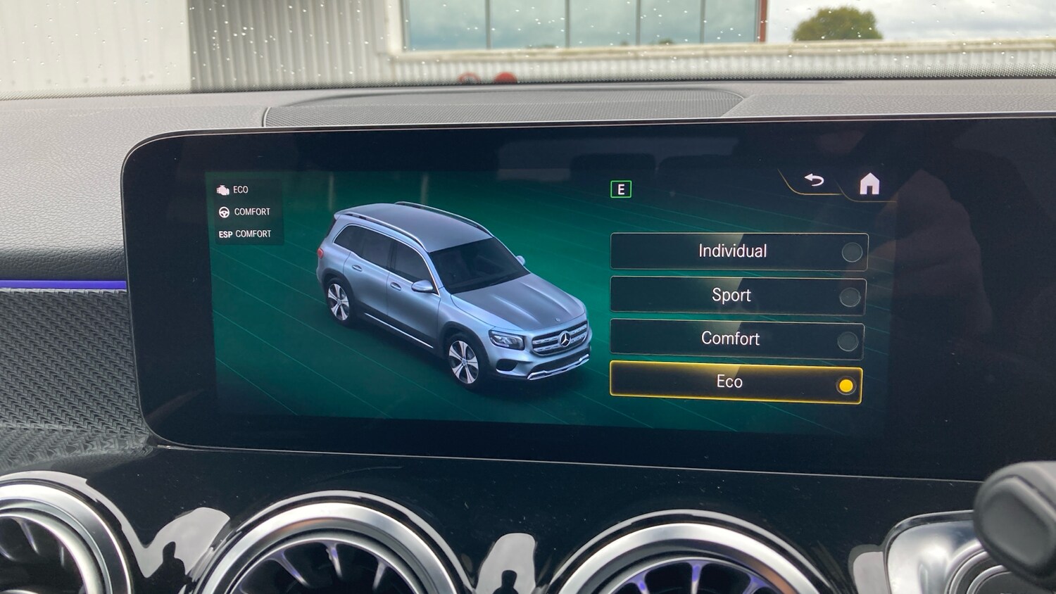 Used Mercedes-Benz GLB 2023 for sale - 75894357: Photo 41