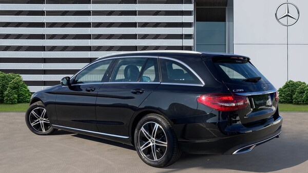 Used Mercedes-Benz C Class 2019 for sale - 76265272: Photo 2