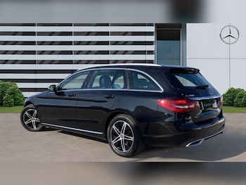 Used Mercedes-Benz C Class 2019 for sale - 76265272: Photo 2