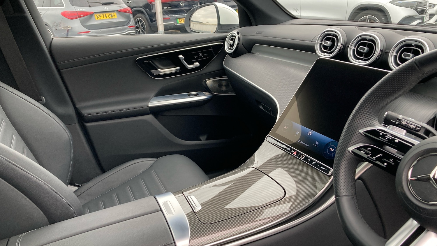 Used Mercedes-Benz GLC 2023 for sale - 76910920: Photo 14