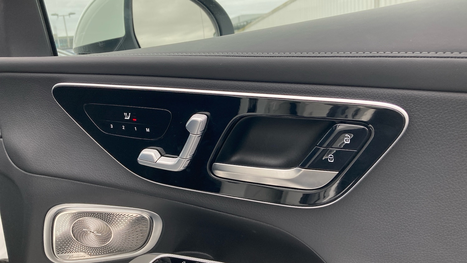 Used Mercedes-Benz GLC 2023 for sale - 76910920: Photo 35