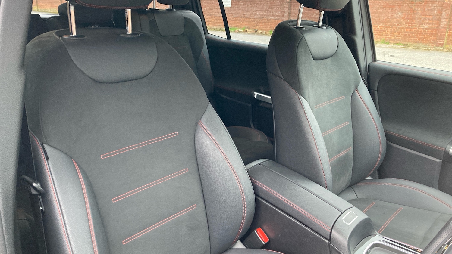 Used Mercedes-Benz EQB 2024 for sale - 77591264: Photo 32