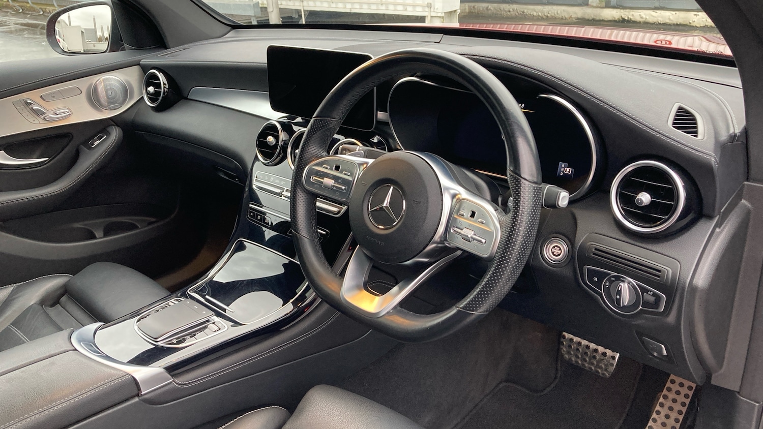 Used Mercedes-Benz GLC 2019 for sale - 76948886: Photo 11