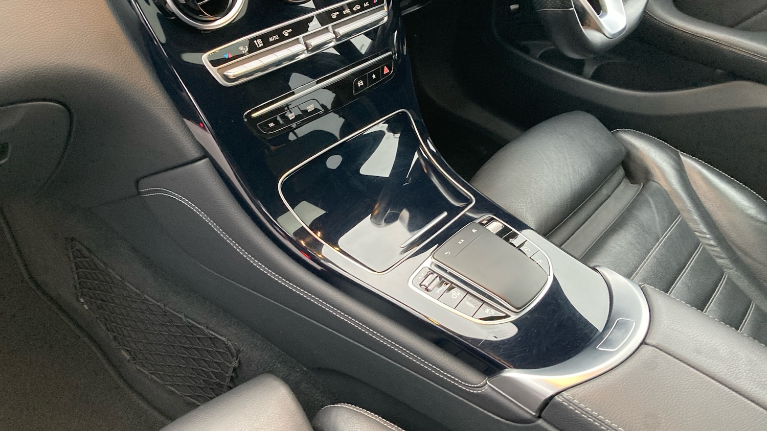 Used Mercedes-Benz GLC 2019 for sale - 76948886: Photo 13