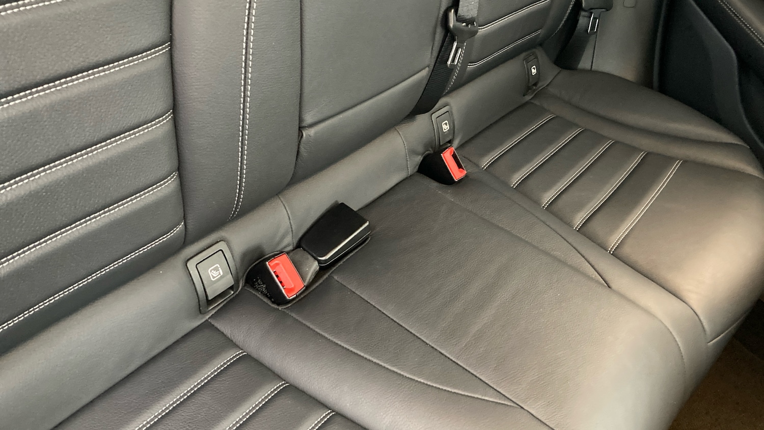 Used Mercedes-Benz GLC 2019 for sale - 76948886: Photo 17