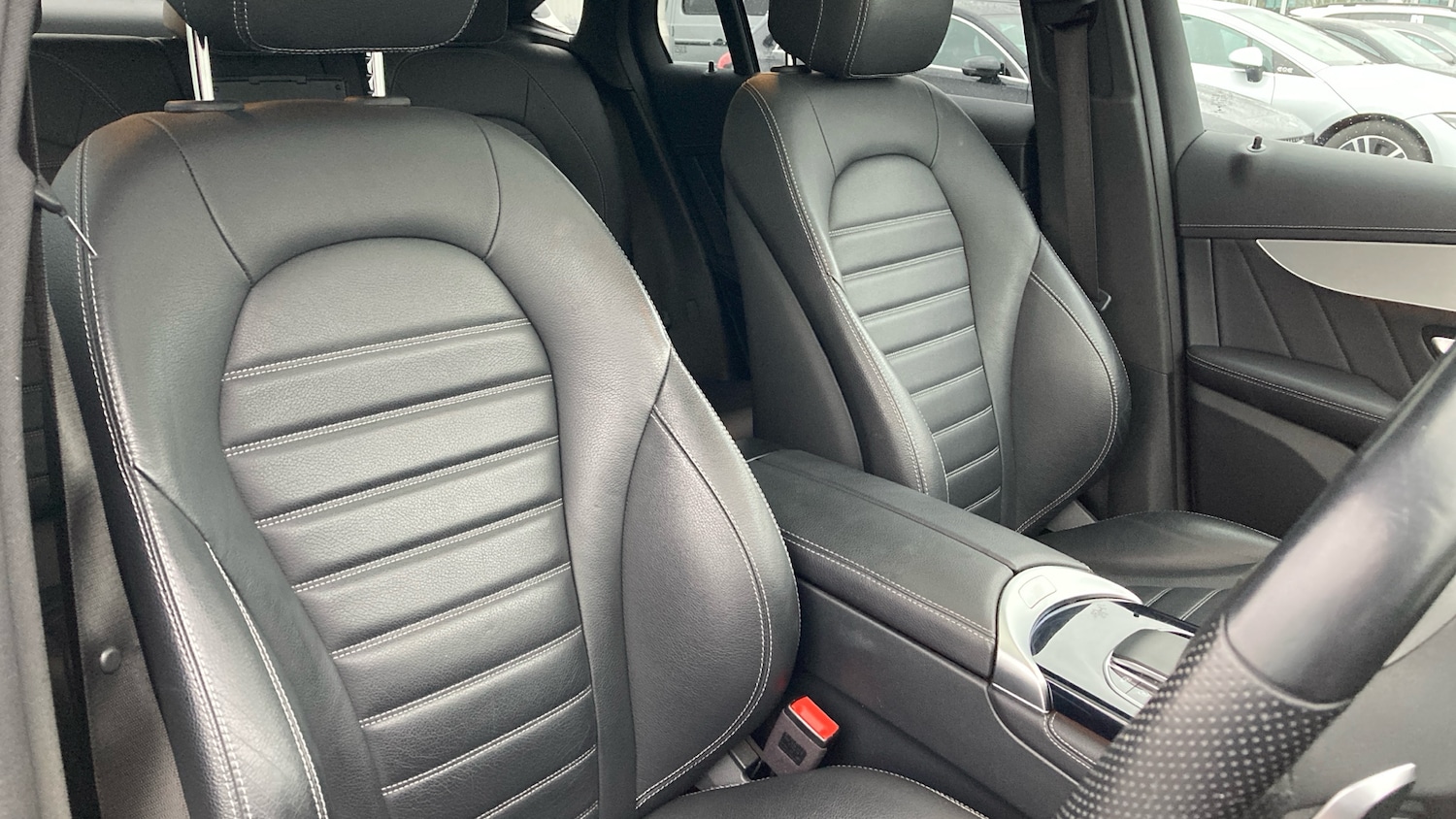 Used Mercedes-Benz GLC 2019 for sale - 76948886: Photo 33