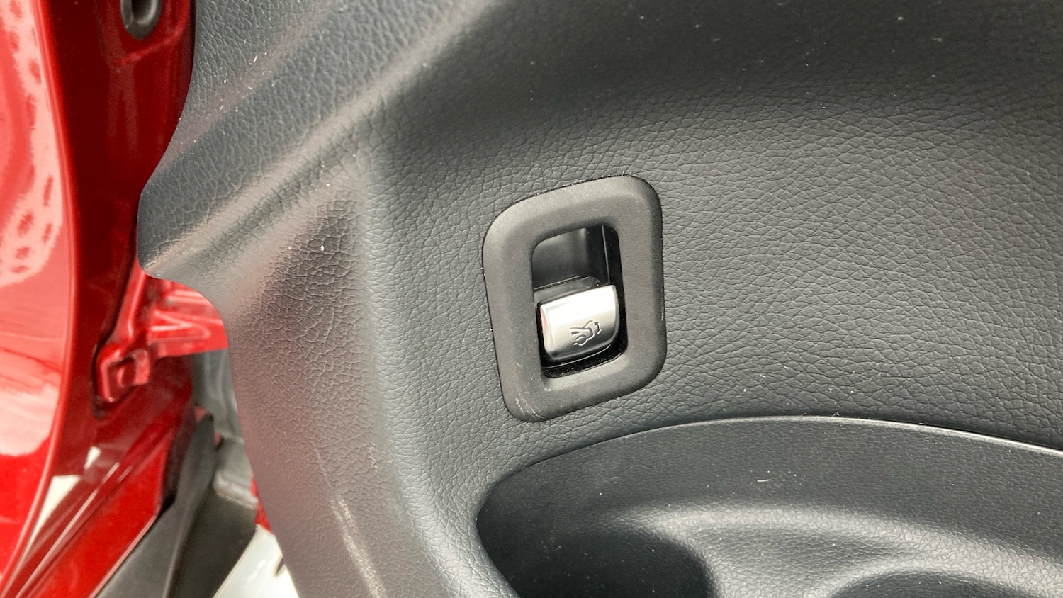 Used Mercedes-Benz GLC 2019 for sale - 76948886: Photo 37