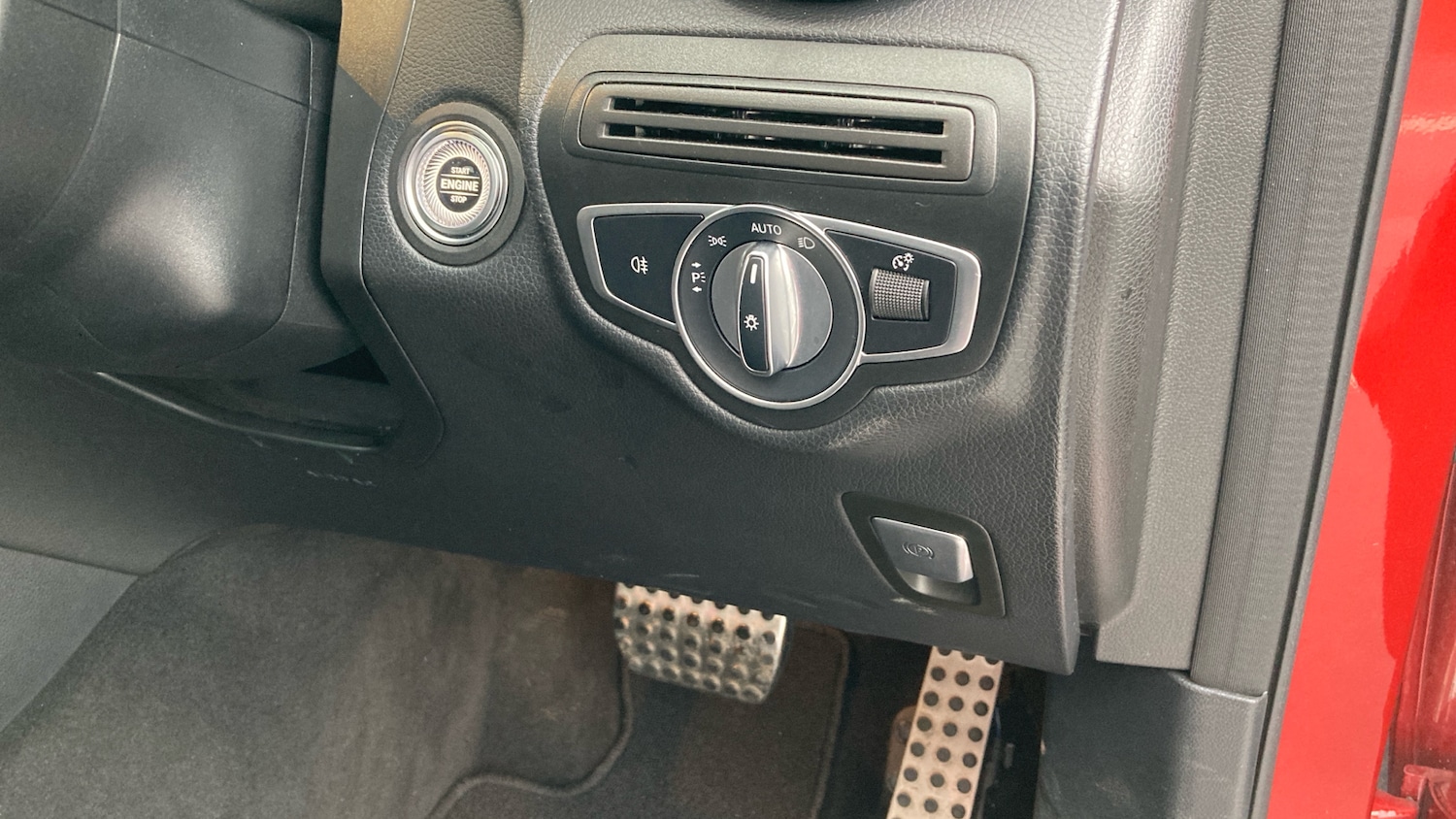 Used Mercedes-Benz GLC 2019 for sale - 76948886: Photo 38