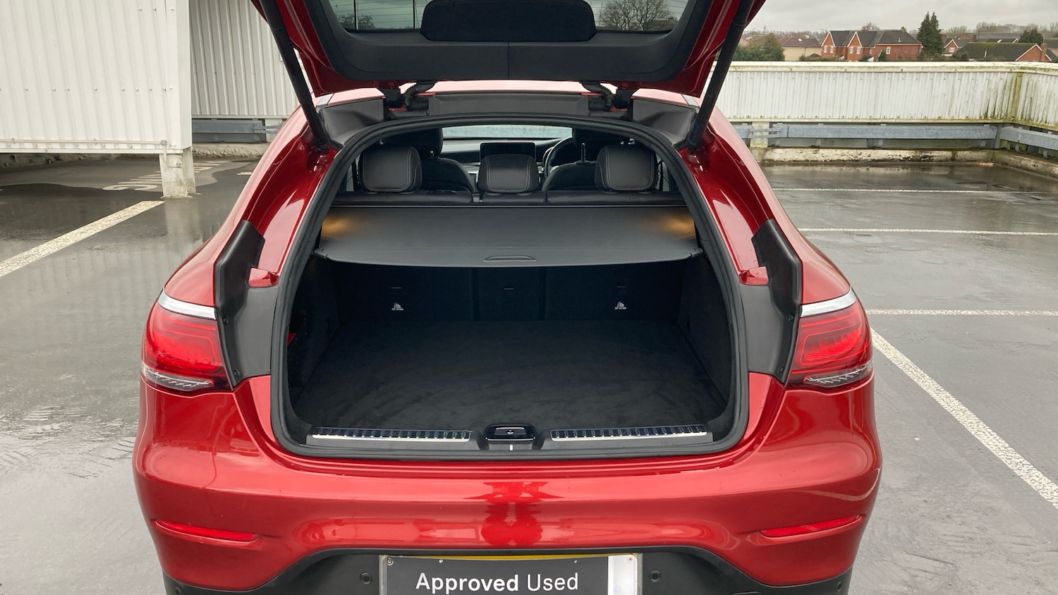 Used Mercedes-Benz GLC 2019 for sale - 76948886: Photo 4