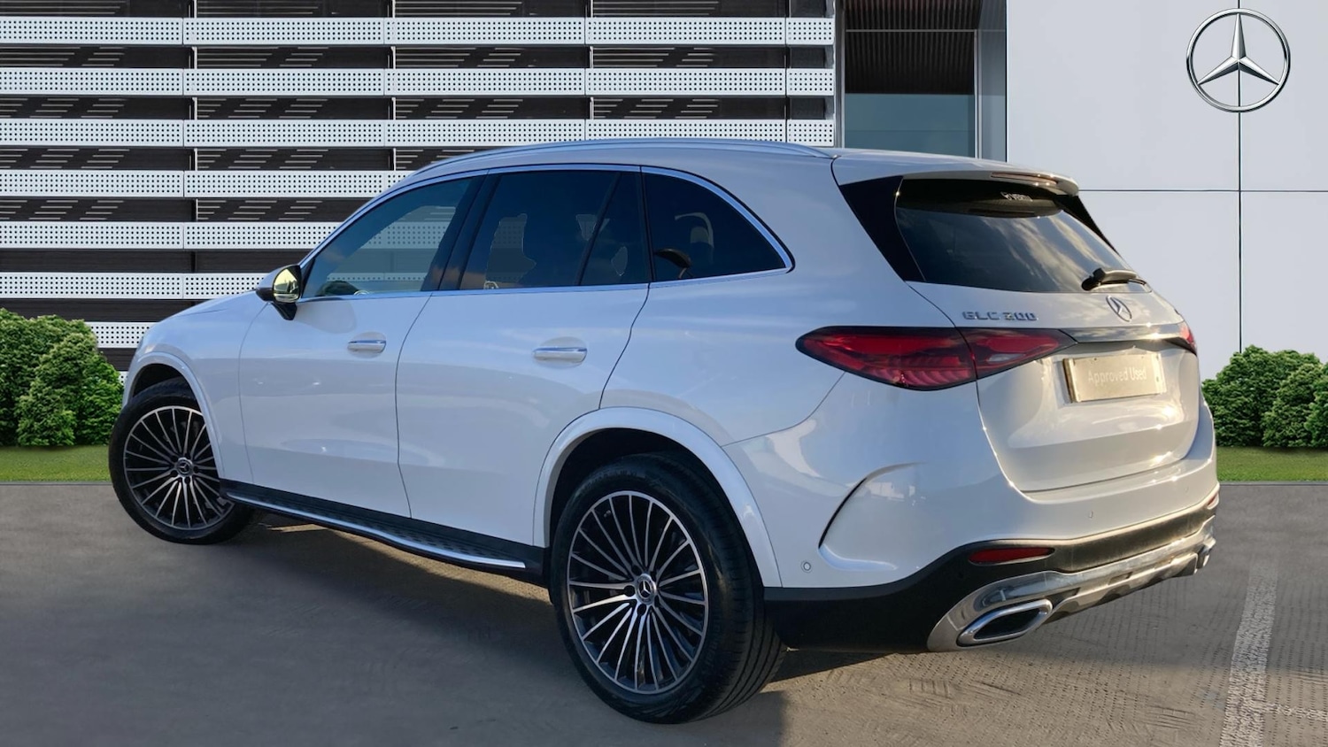 Used Mercedes-Benz GLC 2025 for sale - 77032758: Photo 2