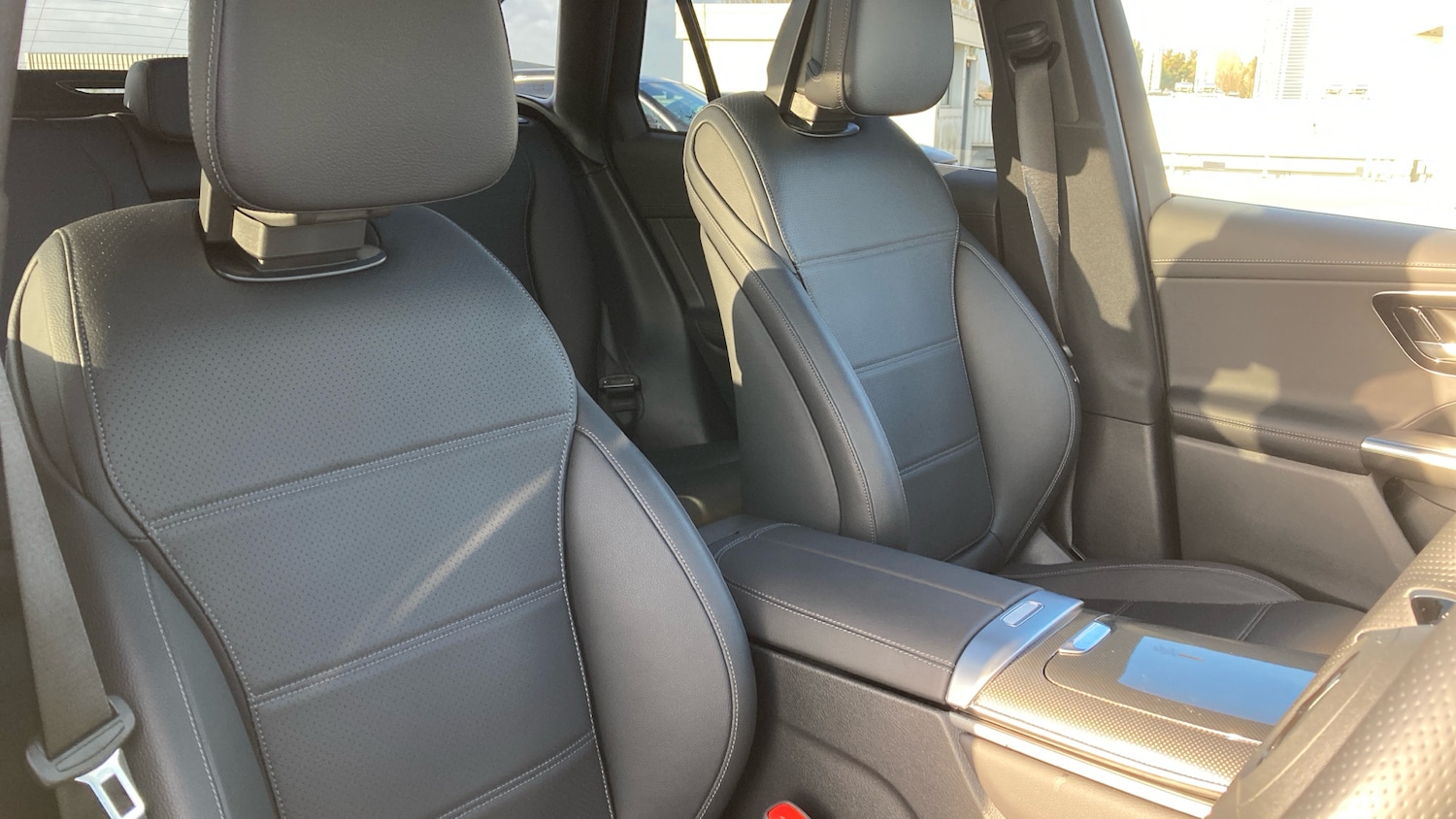 Used Mercedes-Benz GLC 2025 for sale - 77032758: Photo 29