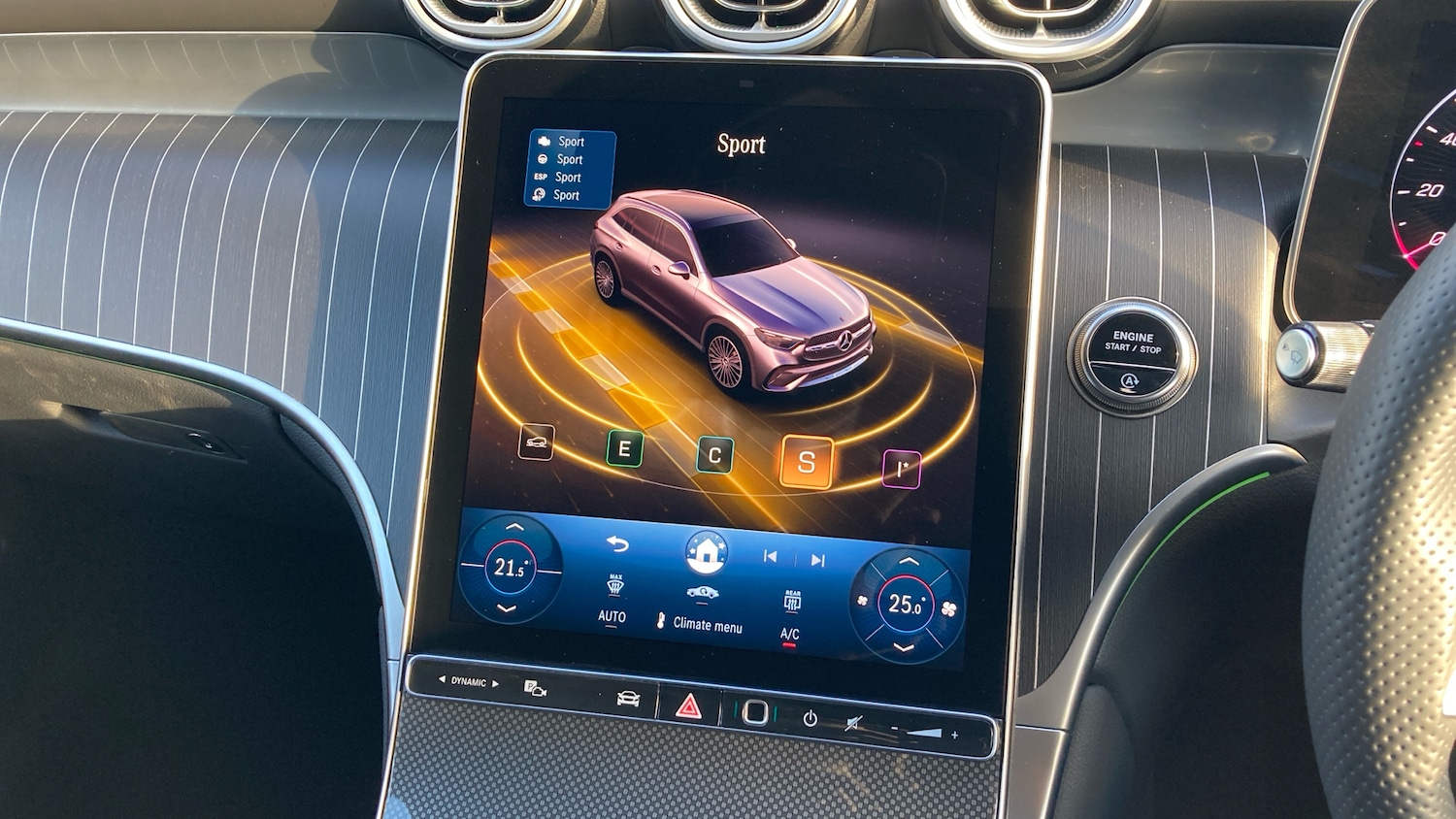 Used Mercedes-Benz GLC 2025 for sale - 77032758: Photo 40