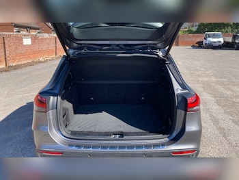 Used Mercedes-Benz GLA 2020 for sale - 79053738: Photo