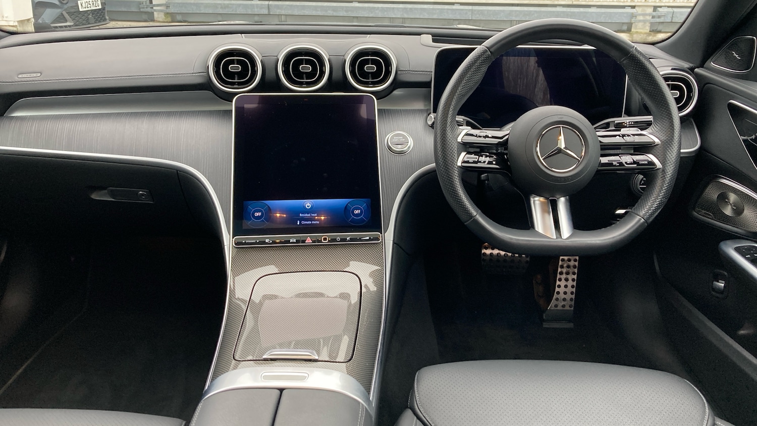 Used Mercedes-Benz C Class 2024 for sale - 76799069: Photo 10