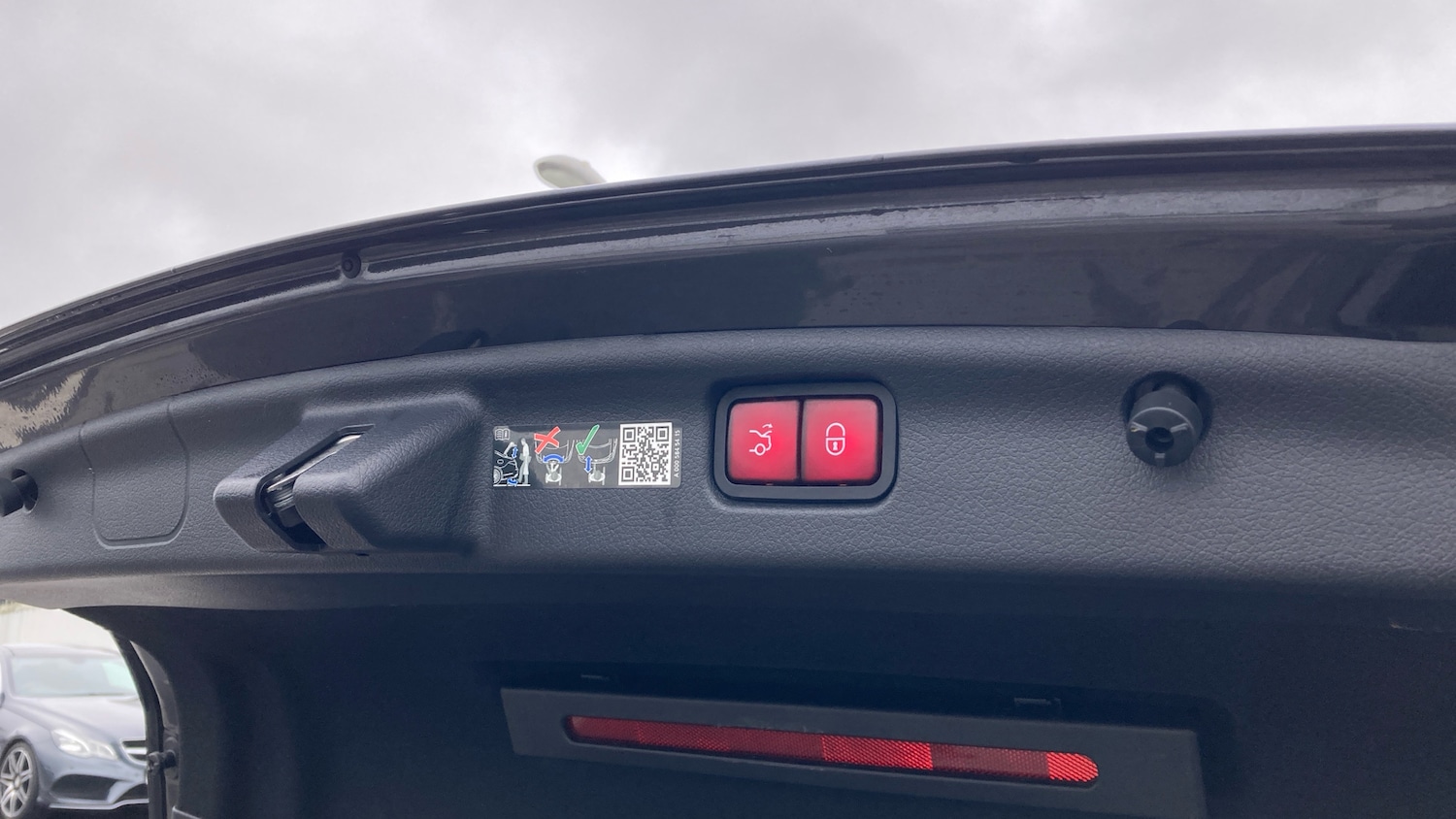 Used Mercedes-Benz C Class 2024 for sale - 76799069: Photo 30