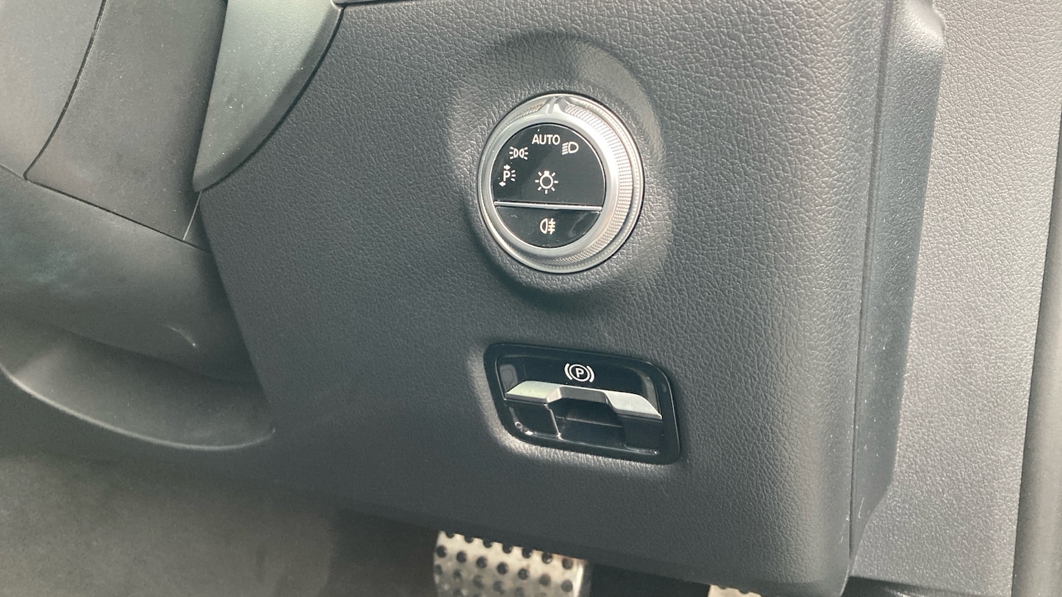 Used Mercedes-Benz C Class 2024 for sale - 76799069: Photo 36