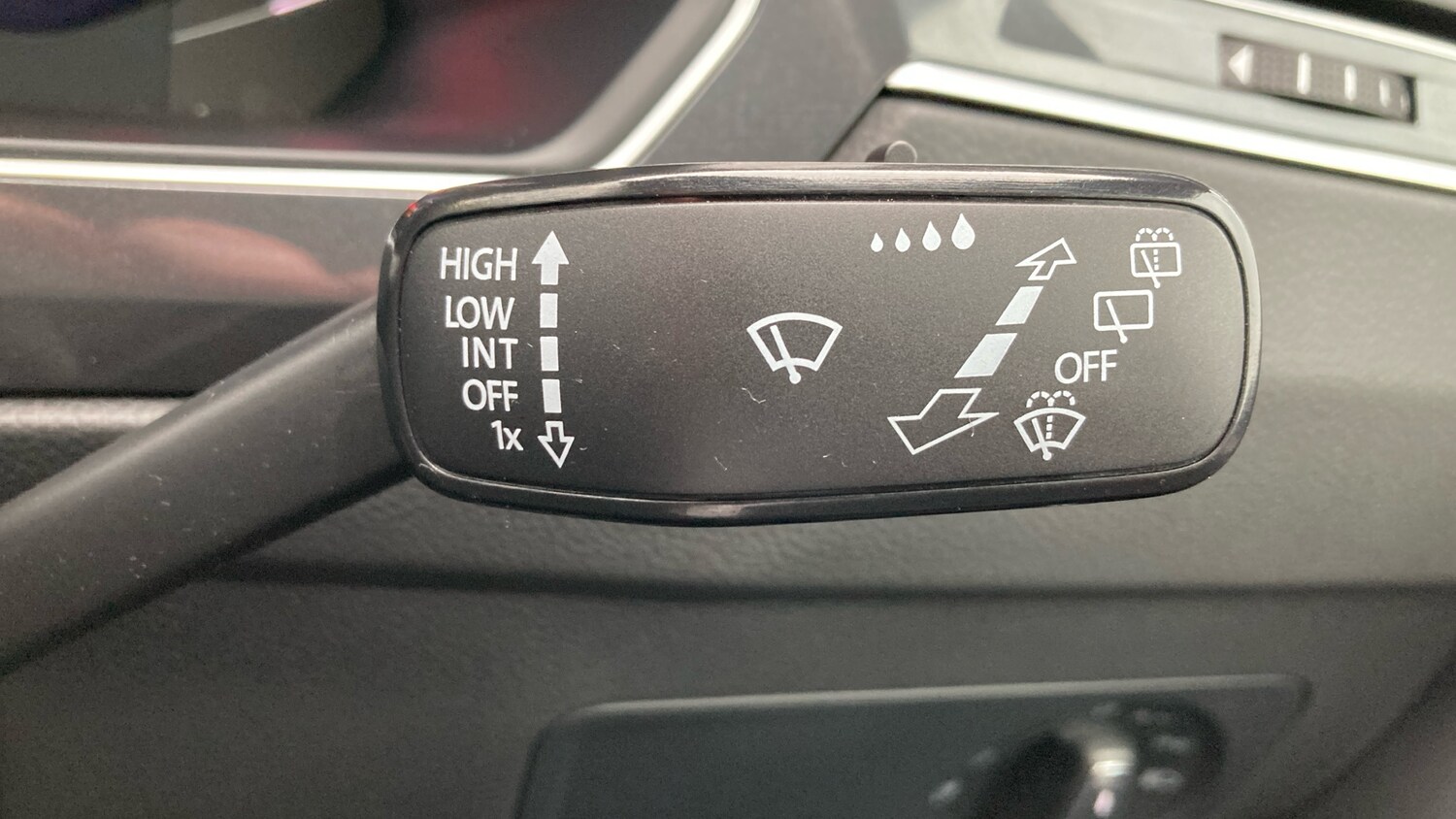 Used Volkswagen Tiguan 2022 for sale - 77746564: Photo 35