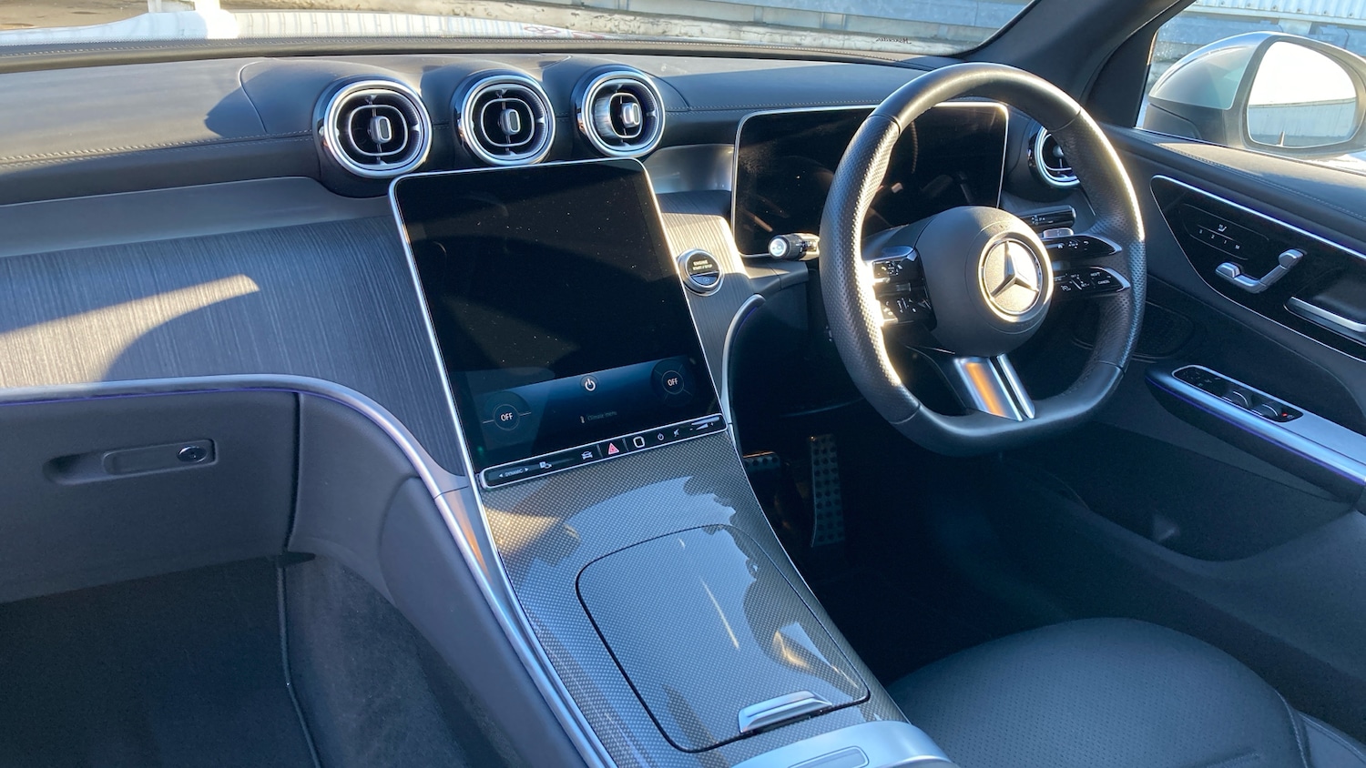 Used Mercedes-Benz GLC 2024 for sale - 77071361: Photo 9