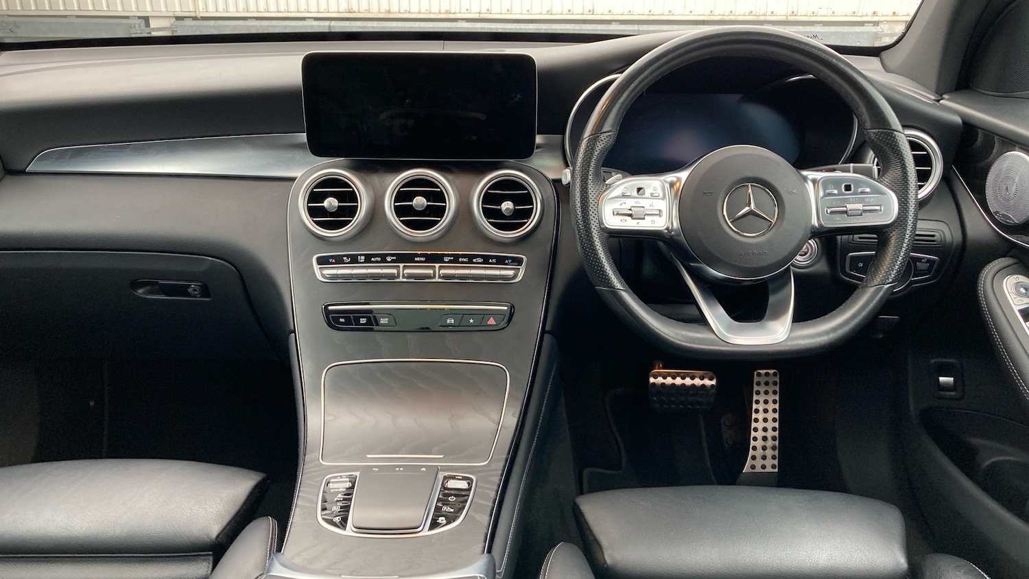 Used Mercedes-Benz GLC 2020 for sale - 76114205: Photo 10