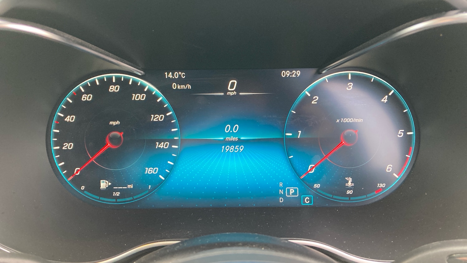Used Mercedes-Benz GLC 2020 for sale - 76114205: Photo 18