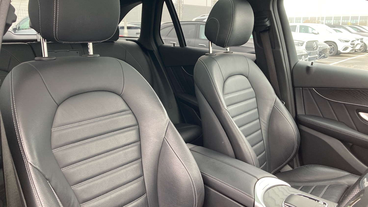 Used Mercedes-Benz GLC 2020 for sale - 76114205: Photo 31