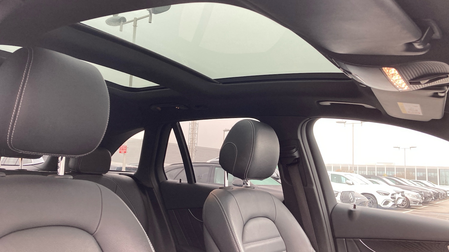 Used Mercedes-Benz GLC 2020 for sale - 76114205: Photo 32