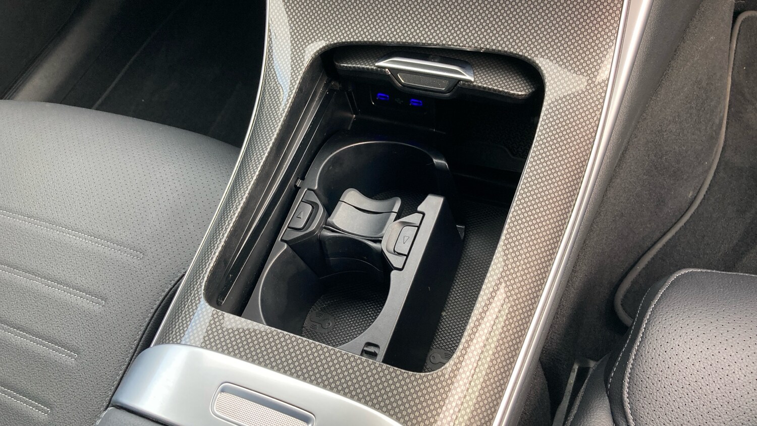 Used Mercedes-Benz C Class 2024 for sale - 76818718: Photo 41